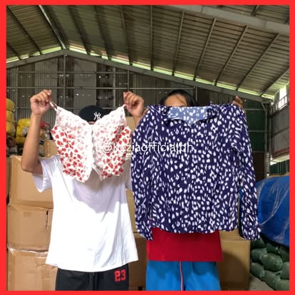 KYW2 SHE-SHE WOMAN MIX